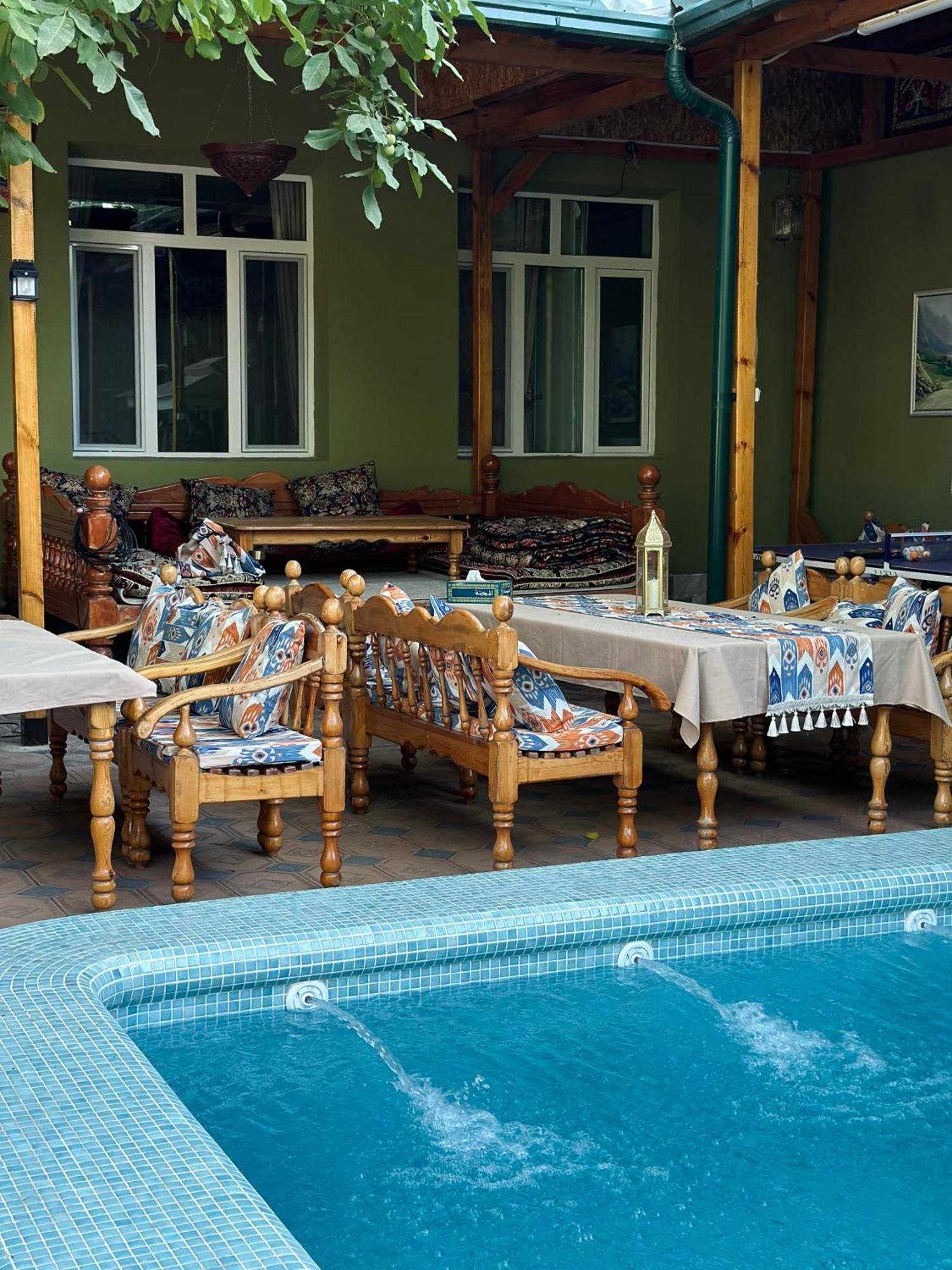 Green Yard Boutique Guesthouse Tashkent Esterno foto