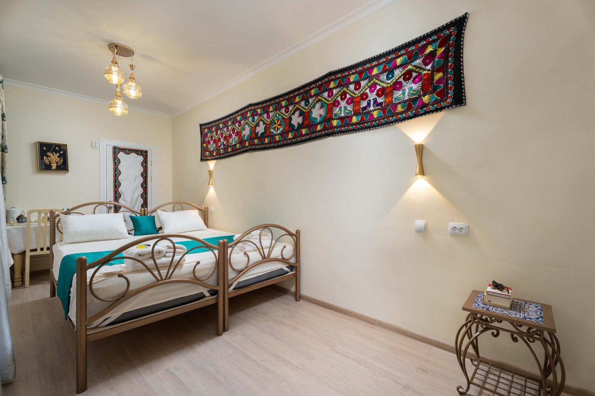 Green Yard Boutique Guesthouse Tashkent Esterno foto