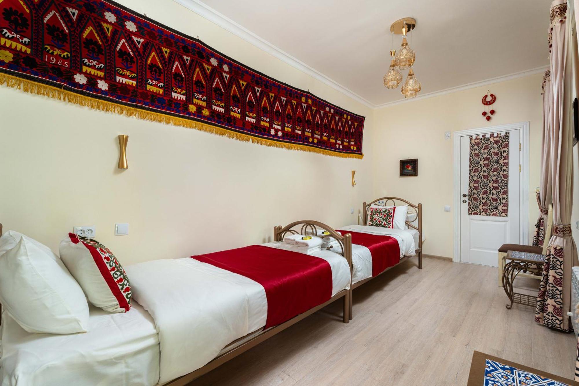 Green Yard Boutique Guesthouse Tashkent Esterno foto